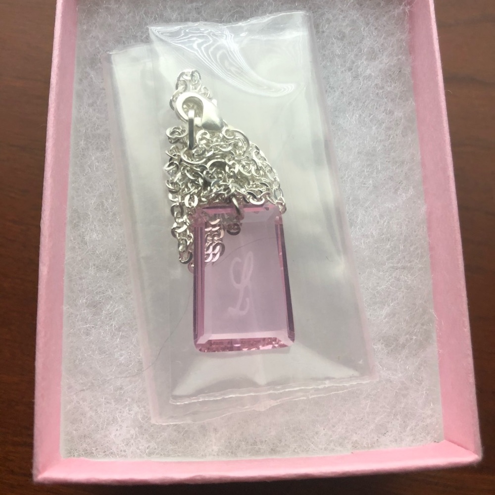 NWOT National Breast Cancer Foundation necklace